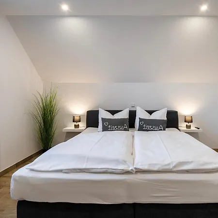 Leni, 3 Schlafzimmer, 2 Baeder, Grosser Eingezaeunter Garten In Ruhiger Lage! Holiday home Greetsiel